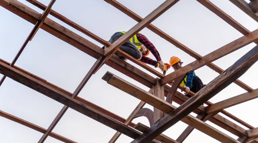 Professional residential roofers in Springville, IA